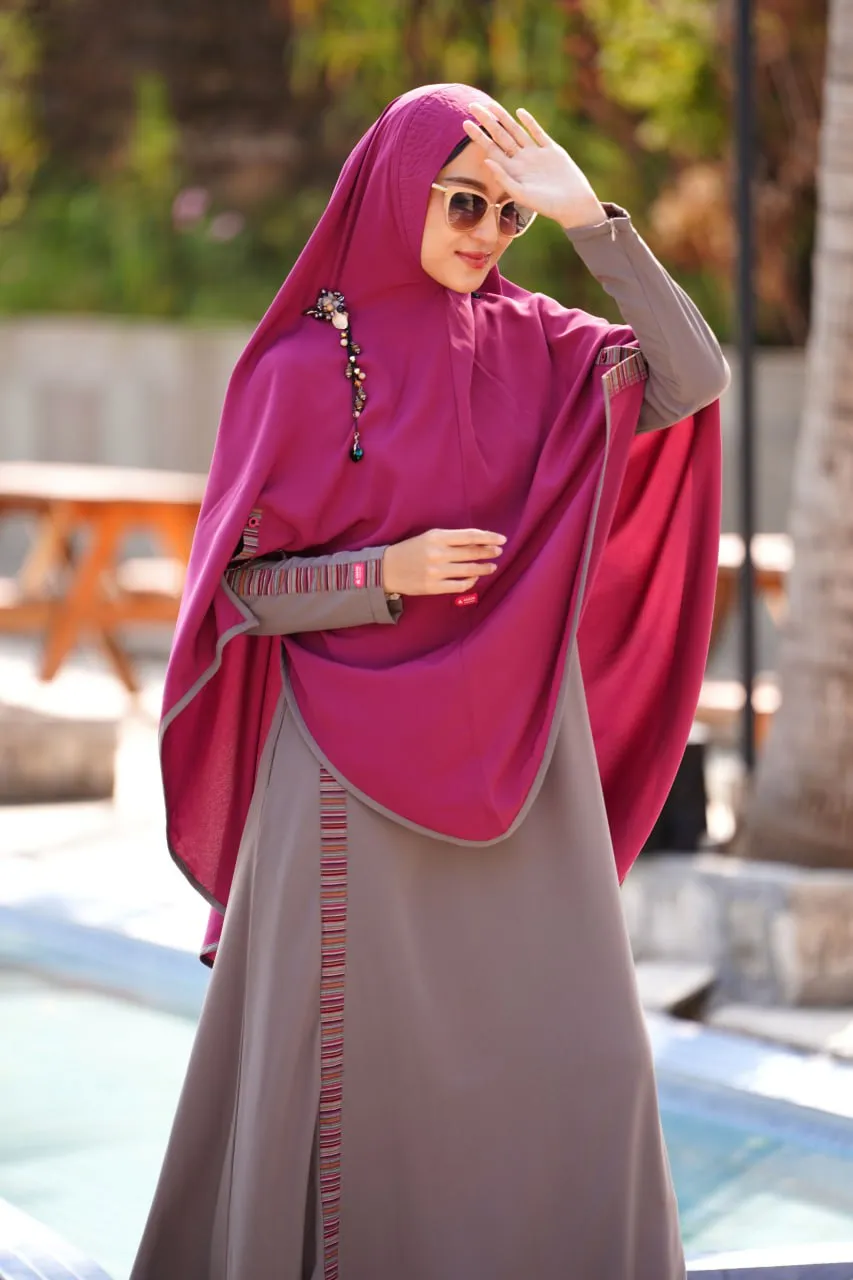 Abaya Haneeya